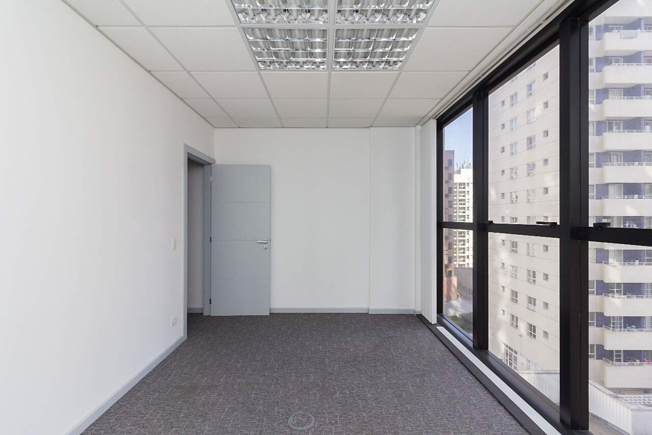 Sala Comercial 709 — Curitiba