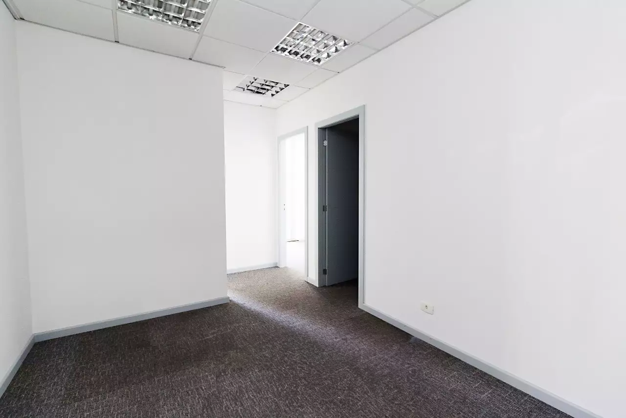 Sala Comercial 709 — Curitiba
