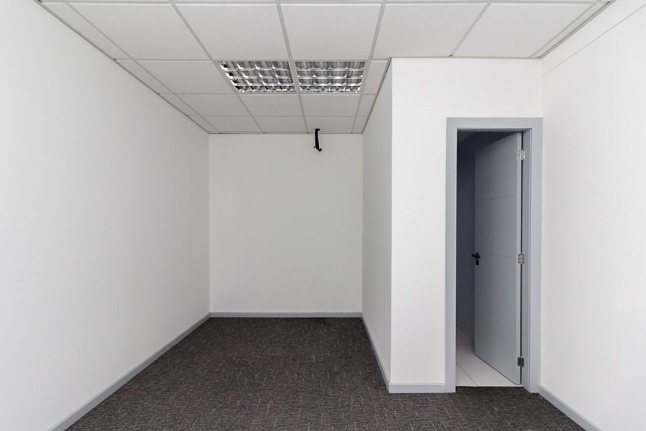 Sala Comercial 709 — Curitiba