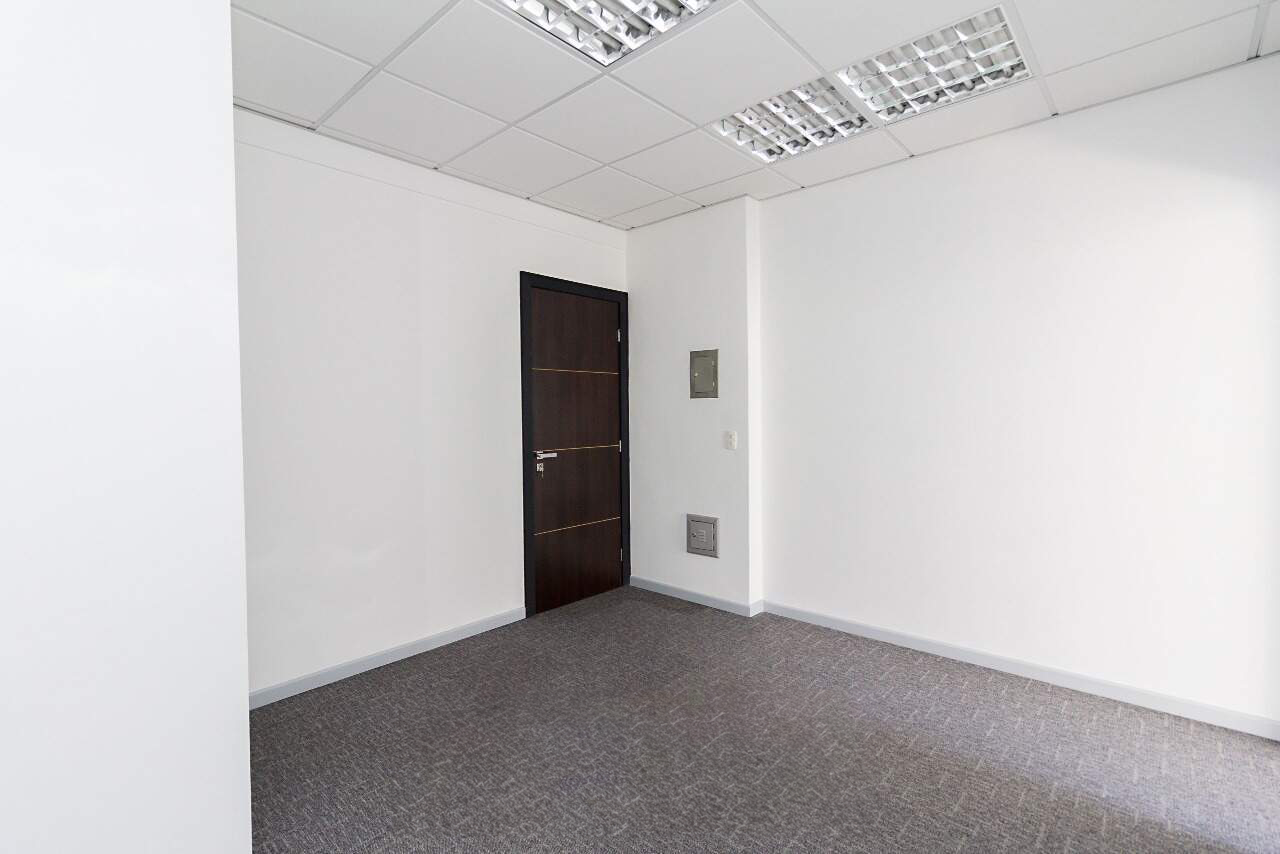 Sala Comercial 709 — Curitiba