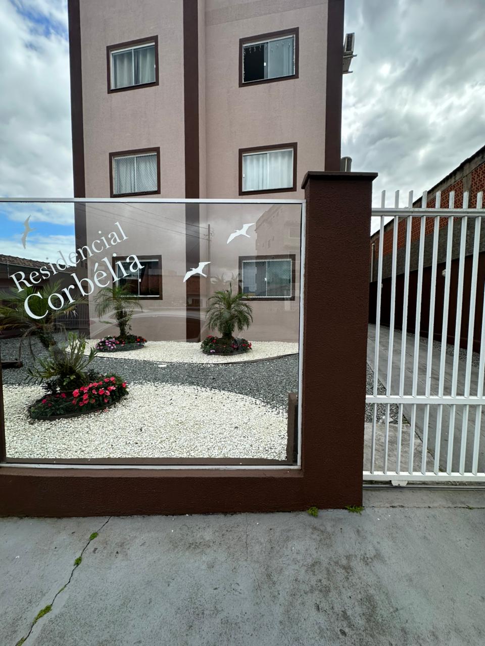 Apartamento 203 — Residencial Corbélia