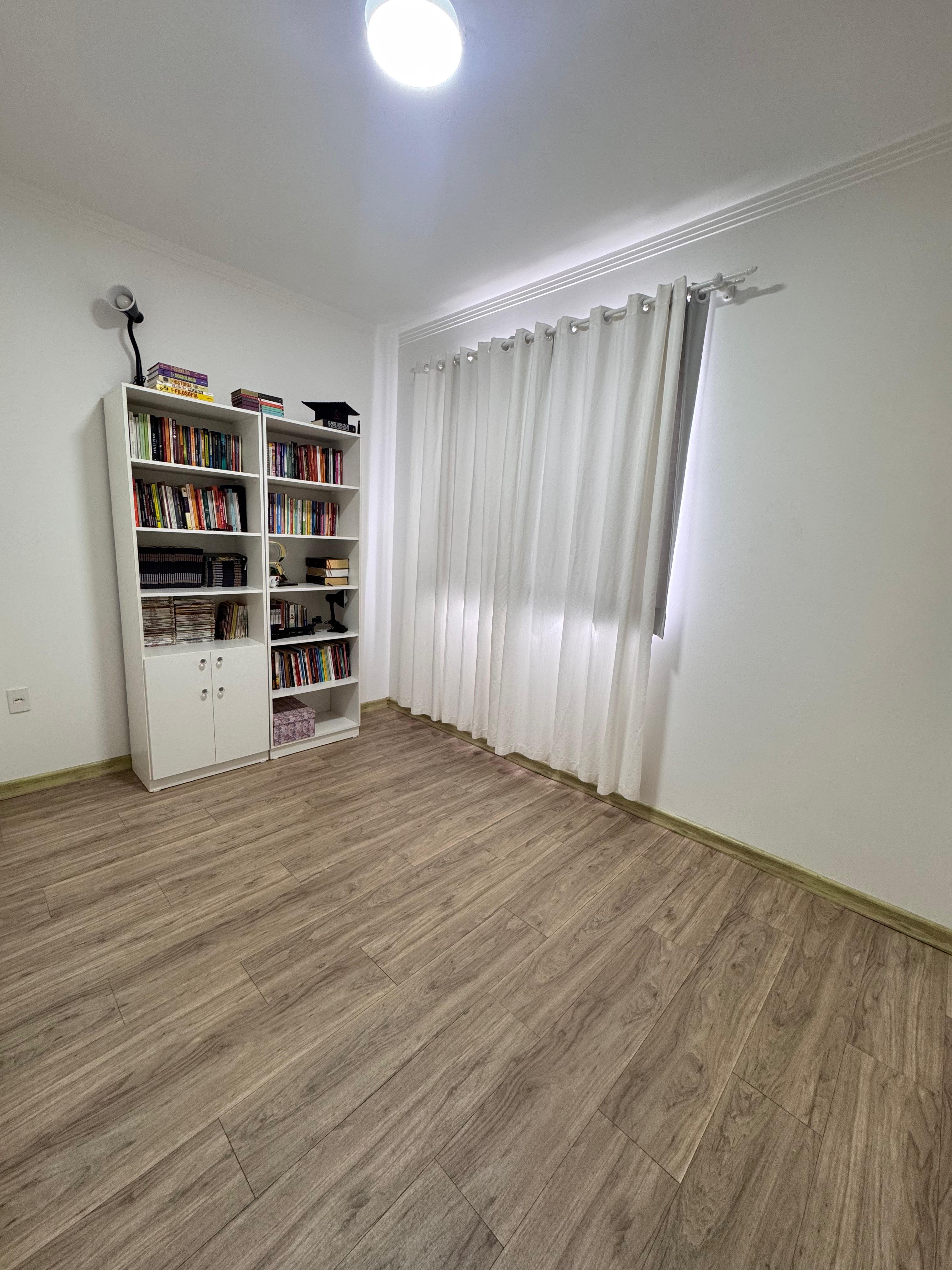 Apartamento 203 — Residencial Corbélia
