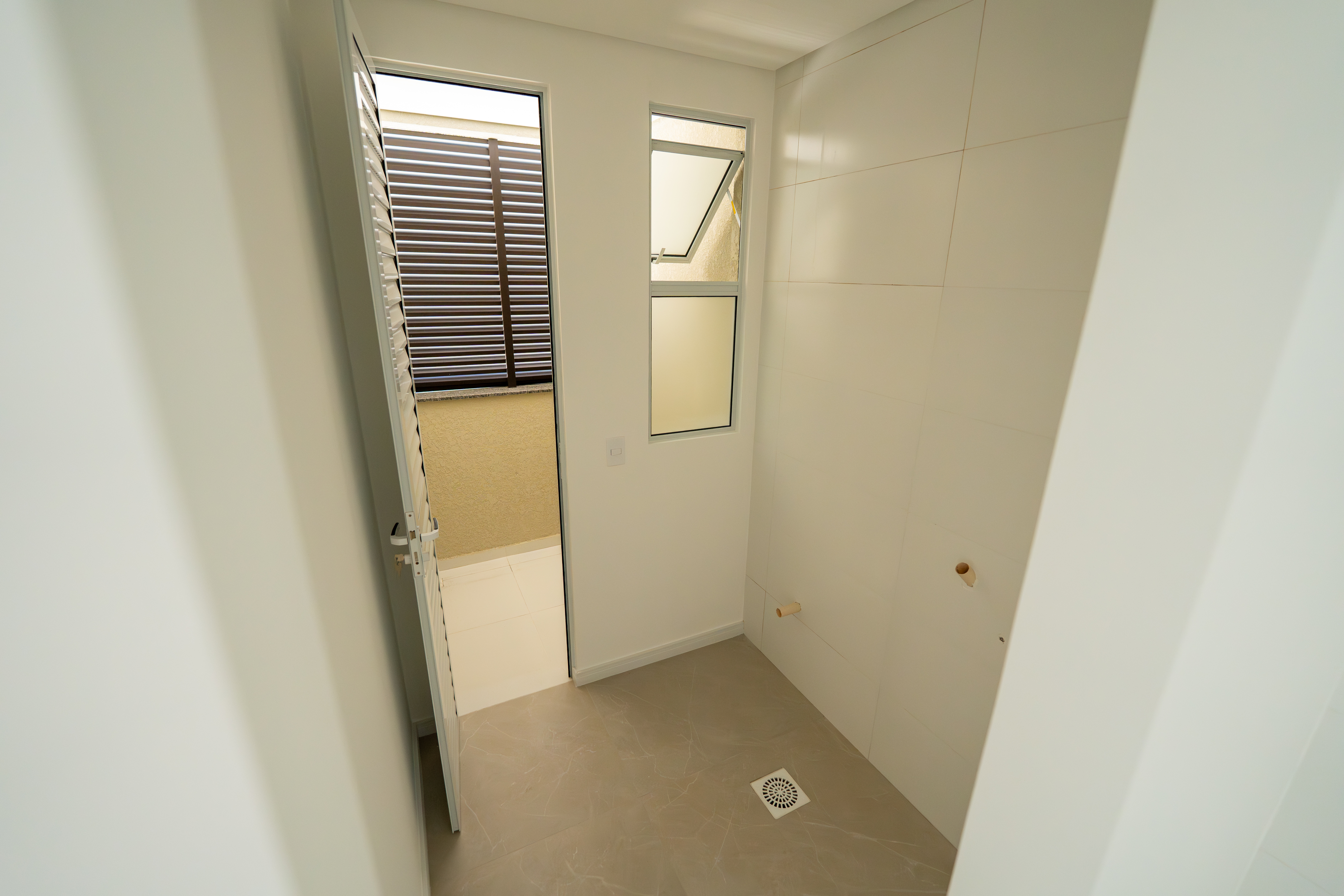 Apartamento 803-B — Duchamp Residence