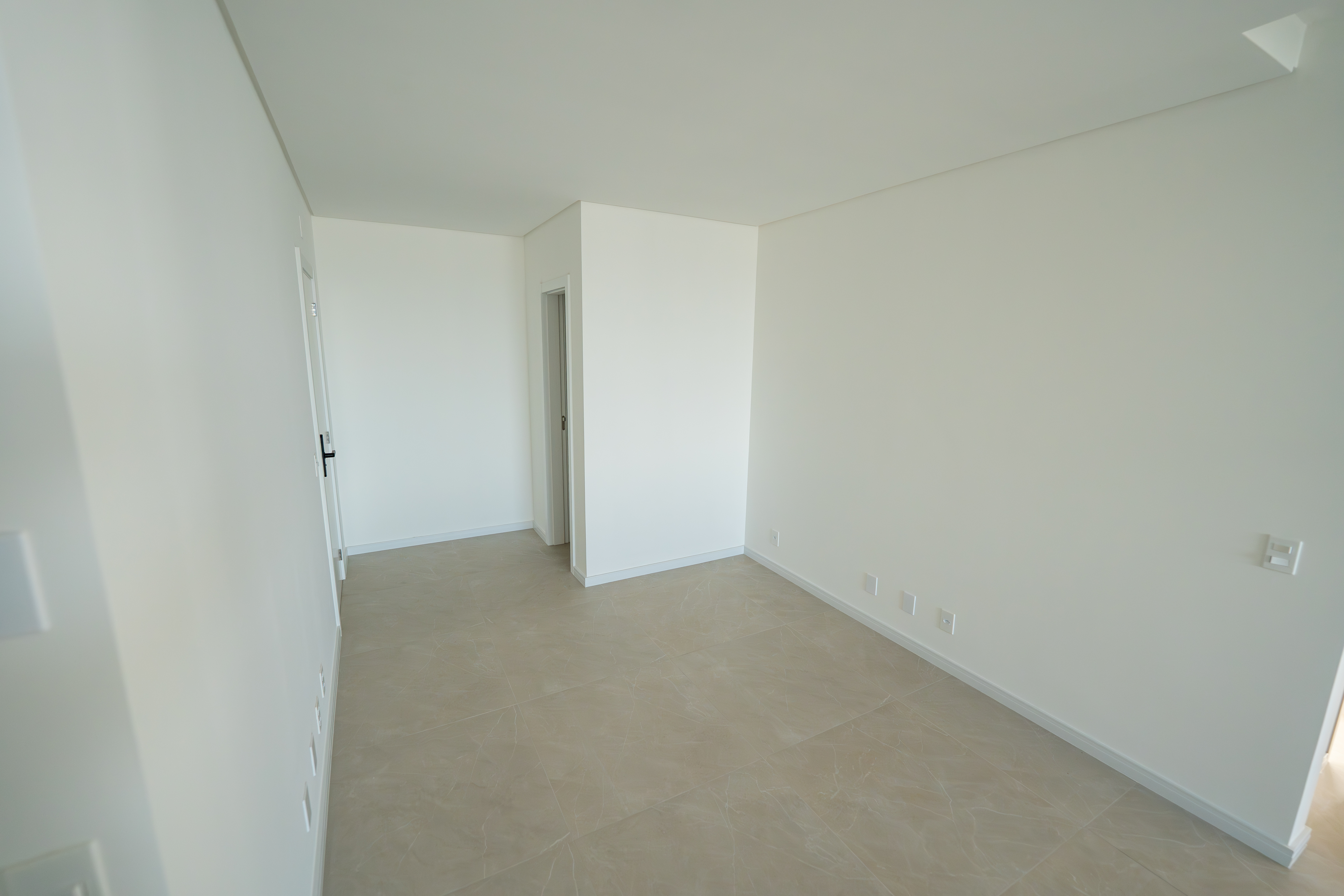 Apartamento 803-B — Duchamp Residence
