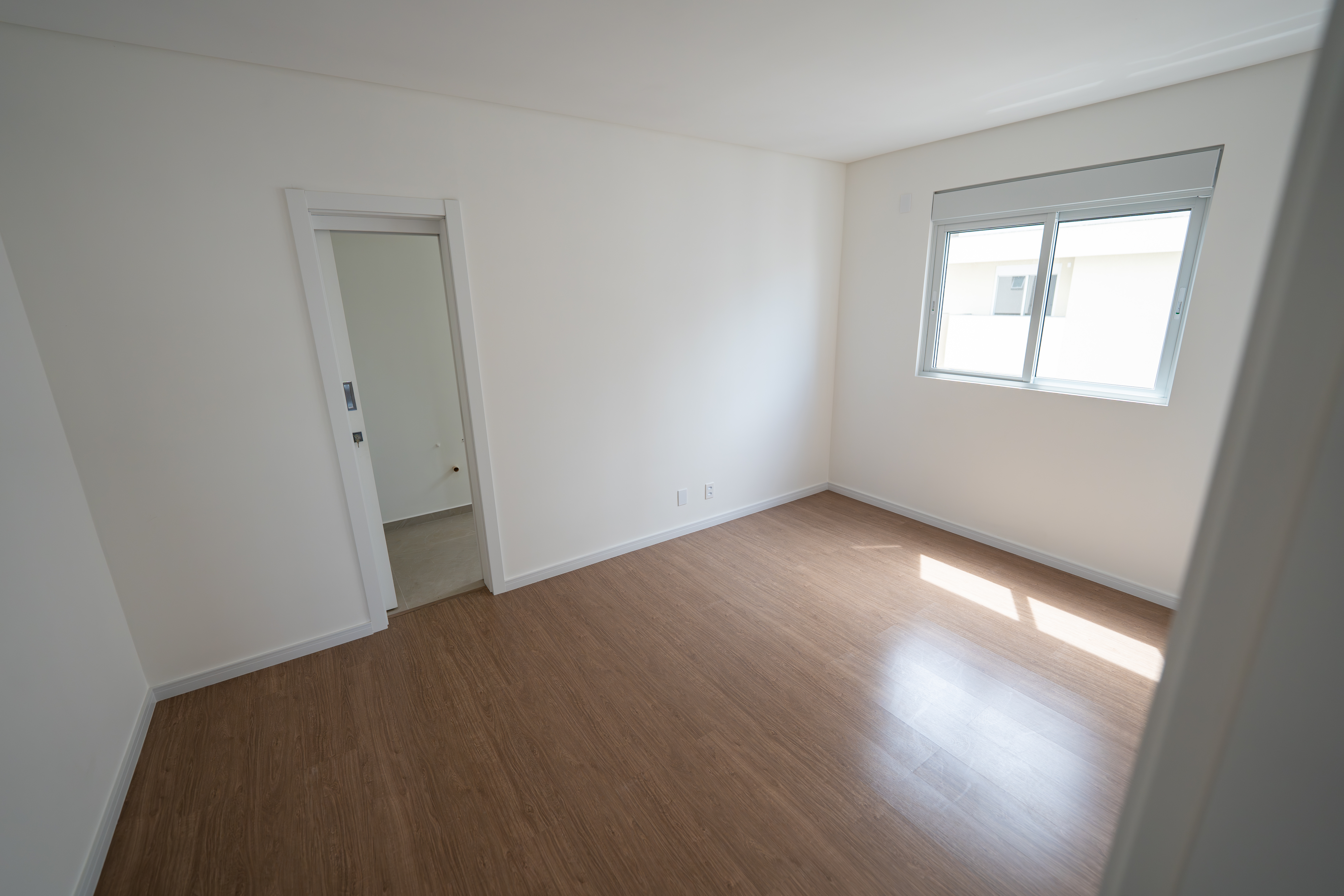 Apartamento 803-B — Duchamp Residence