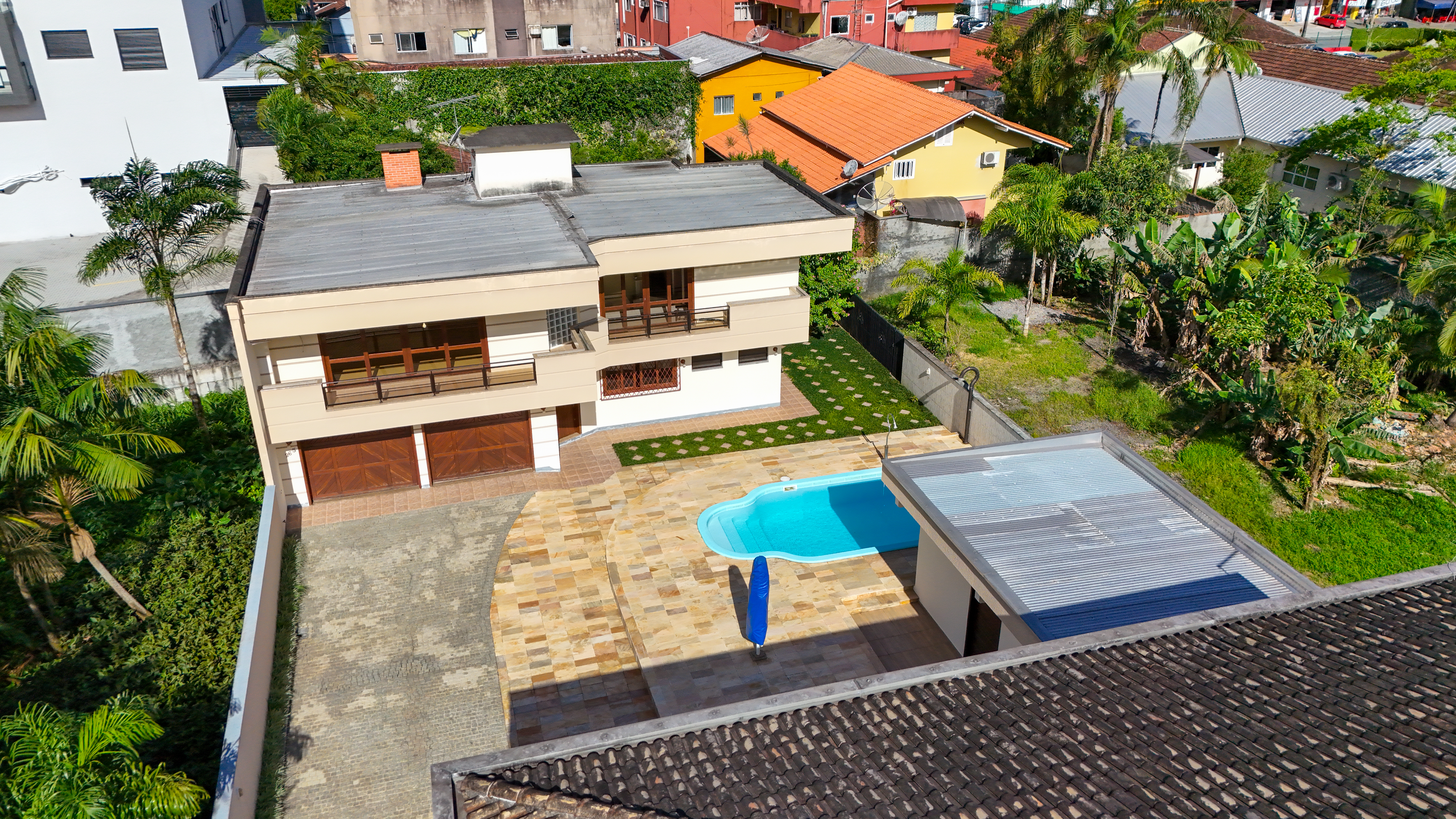 Sobrado em Pirabeiraba